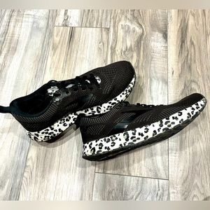 Brooks Leopard Tennis Shoes